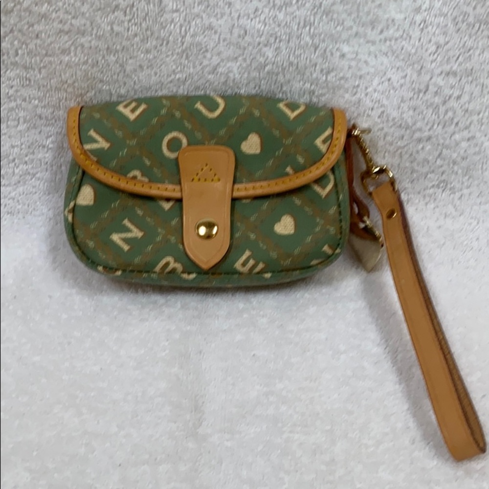Dooney & Bourke green flap wristlet
